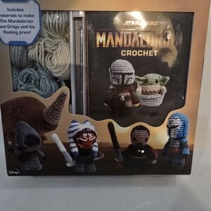 Mandalorian, Ashoka, Grogu Crochet Kit - NIB